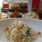 モニプラ、玉露園のこんぶ茶のモニター中です。晩ごはんにこんぶ茶で炊くソーセージピラフを作りました。こんぶのおだしで、優しい味のピラフになりました。かぼちゃの煮物、キャベツのサラダ、冷たいスープの&hellip;のInstagram画像