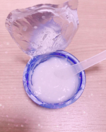 ウツクシアさんから炭酸パックを頂いたのでお試しさせて頂きました！自分で作るタイプの炭酸パックでA剤とB剤を混ぜて作ります。作りたてのパックを使えるなんて新鮮で良いなと思いました✨くるくると手&hellip;のInstagram画像