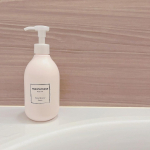 ..\濡れたお肌に！ピーチのインバスミルク🍑🥛/meshimase ボディミルクu0040rz_rosette.official 洗顔で有名なロゼットから、ボディケアブランドが登場してる&hellip;のInstagram画像