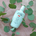 歯磨きだけでは取り切れないお口汚れ😶&zwj;🌫️💦💦黄ばみ・口臭の原因を固めて流す 薬用 歯の重曹美白洗浄液 「薬用ホワイトニング デンタリンス」がオススメ🌿💗✨使い方はかんたん🙆&zwj;♀20～30秒お&hellip;のInstagram画像