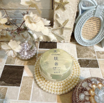 夏のエアコンや暑さで弱った肌が乾燥しがちな今日この頃。そんな弱ったお肌を、パーンとしたハリの弾む肌へ♡米肌　活潤リフトクリームのご紹介です。美容成分と米肌独自の技術を結実させた贅沢処方のエ&hellip;のInstagram画像