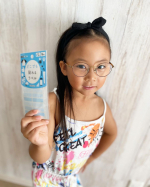 水に強くて丈夫な、おなまえシール❁⃘*.ﾟ幼稚園の食器に&hellip;長靴に貼ってみたよ☺︎♩長靴ってすぐ取れちゃうんだけど全然取れなくて◎洗濯も出来るそうでお洋服にも貼れるの★布にも、モ&hellip;のInstagram画像