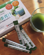 lovecosmeskincare食欲の秋です🍂美味しいものがたくさんで、ついつい食べ過ぎてしまいます&hellip;体重やお腹周りが気になる&hellip;栄養バランスも気になるし、手軽に摂れる青汁に頼っちゃいます！&hellip;のInstagram画像