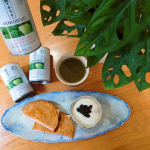 🥦朝ごはん🥦何年か前からコレステロール値が高めになってきて、食生活見直ししています。コレステロール値を下げる食品を摂りつつ、上げる食品は控えめに！ある程度の年齢になると、気を付けていても数値&hellip;のInstagram画像