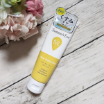 サマーズイブ⁡⁡シアービューティーローション⁡⁡(ジェル状保湿液)⁡⁡⁡⁡⁡⁡デリケートゾーンの保湿ケアしてますか？実は乾燥したり摩擦で黒ずみ、角質が溜まりやすかったりする！⁡⁡毎日、専用&hellip;のInstagram画像