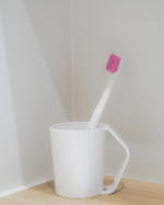 株式会社クラデンジャパン様から頂いた歯ブラシをお試しさせていただきました！カラフルで可愛い歯ブラシで色んなカラーがある歯ブラシ🪥我が家にはシンプルなホワイト｡:* クラプロックスは3カ月&hellip;のInstagram画像