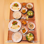 今日の夜ご飯🍽️メインは、秋鮭のチーズ焼き🧀✨子どもたちも大好きなお魚メニューです♩ご飯は、発売前モニターで頂いた 粒立ちもっちり冷めても美味しい【北海道産・無農薬栽培玄米】玄米って、健康に良い&hellip;のInstagram画像