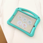 101_channn..ベビーパークを受講し始めて早1ヶ月。。色んな項目があるけどやっぱりフラッシュカードが好きみたい♡♡見る&rarr;聴く&rarr;言う を繰り返しているよ‪👍🏻 ̖́-‬&hellip;のInstagram画像