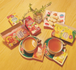 今日のおやつ♡♡子どもたちとクッキーを焼いたので、大好きな紅茶を淹れてティータイムです🫖✨【4種類 飲み比べ！】厳選フルーツハーブティーでお洒落にリラックス♬モニター企画に参加させて頂き、 u00&hellip;のInstagram画像