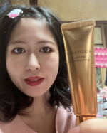 エクイタンス リンクルアプローチEX薬用シワ改善クリームです。私はほうれい線が気になるのでほうれい線に塗ってます。軽いテクスチャーで塗りやすいです。ちょっとだけほうれい線のシワがふっくらし&hellip;のInstagram画像