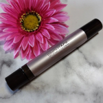 年齢と共に気になり始めた目元まわり。まだマスクをつけることも多くシワやたるみがホント気になる😿いつもは、目尻の小ジワを中心にケアをしていたけれど、たるみケアに関してはどうしたらいいかわからなかっ&hellip;のInstagram画像