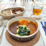 𓋂 ◯ 𓇋 ⁡お昼ご飯を残り物や簡単なものでチャチャっと済ませてる方🙋🏻&zwj;♀️たまには美味しいものが食べたーーい❤️そんな方にぴったりなプレート🍽️⁡・いまどきごはん 𝟤種盛りキーマ＆ト&hellip;のInstagram画像