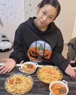 #PR authentic pasta and sauce🍝Hot soup with organic kimchi🌶️✨delicious dinner🎃🎃🌟もちもちパスタペスカトーレとカ&hellip;のInstagram画像