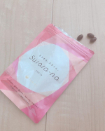 スララーナ飲み始めて1週間くらい経過☺️むくみはとれる！間違いなく！✨ 寝る前に飲んでるんだけど、朝の太もものスッキリ感すごーい😍夕方にはある程度戻ってるけど、飲む前より確実にシュッとなってる☺️&hellip;のInstagram画像