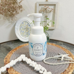 天然由来成分98u0025𑁍܀ 家族で使える泡タイプの全身ボディソープ。 弱酸性処方『マムア 泡ボディウォッシュ』のご紹介です♡ 天然由来成分で肌のバリア機能を守りながら、うるおいあるなめらかな&hellip;のInstagram画像