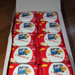 👻HAPPY🎃Haloween👻グリコさんのスマイルビスコをお試し🩷ビスコは子どもたちが小さい頃から大好きでよく食べているよ✨サクサクのビスケットにバニラクリームが美味しくて、どこか懐&hellip;のInstagram画像