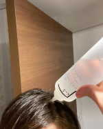 頭皮ケアは20代前半からずっとやっていて、おかげさまで髪の毛は良く褒められます。特に頭皮のケアが大事だと思っている私は365日、気分によってスカルプエッセンスも複数から分けて使っているほどハマってい&hellip;のInstagram画像