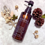 バレリーナや舞台アーティストのように過酷なヘアメイクで受けるダメージの悩みに向けたオーロラシャンプーを使ってみました🌼私はそういう仕事してるわけじゃないけど、かなり乾燥しやすい髪質なのでこういうシャ&hellip;のInstagram画像