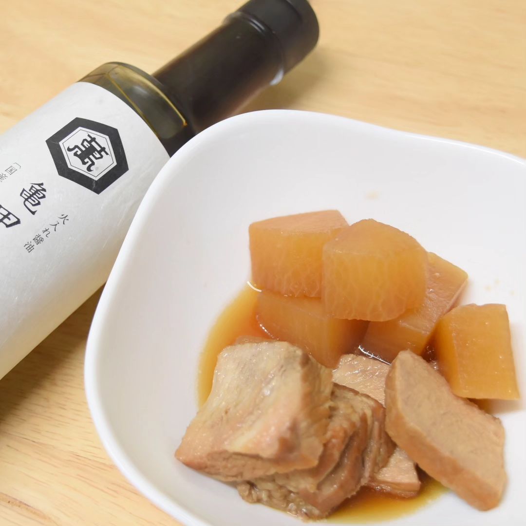 口コミ投稿：亀甲萬本店 限定醤油火入れ醤油亀甲萬と旬の食材大根を使って豚の角煮大根を作ってみ…