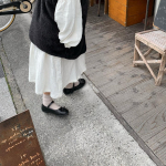 ⁡⁡⁡#娘服 🐈&zwj;⬛˒˒⁡⁡𝖼𝖺𝖿𝖾 𝖼𝗈𝖽𝖾.ボアベストが今の時期にぴったりで大活躍♪⁡早速学校にも着て行ったりお気に入りみたい♡ポケットも付いてて⚪︎温度調整が難しい日とかに&hellip;のInstagram画像