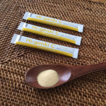 アセロラとレモンの植物素材由来のビタミンCを使用した ハイ・ゲンキC（顆粒タイプ） 試してみました。1包に含まれるビタミンCの量は約100mg。レモン５つ分だそう ✨水に溶かして飲むのもOKだけど&hellip;のInstagram画像