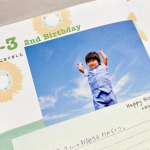 ✿ 息子が生まれた時に購入した20歳まで毎年記入するbirthday book👶🏻2歳のページの写真は、u0040minnano_seal で注文した写真シールを貼りました🌼普通の写&hellip;のInstagram画像