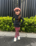 ♡・・・・・・・♡ニッセンのスキニーパンツをモニターしたよ😊全部で8色あるスキニー✨娘は、赤のチェックパンツが届きました🎁最近、パンツスタイルが好きな娘は、こんなコーデも可愛いんじゃ無&hellip;のInstagram画像