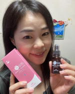 今話題のナイアシンアミドが入った美容液だよ^_^使用感はサラサラ🤭#PR #株式会社ステップワールド #潤姫桃子 #潤姬桃子 #uruhimemomoko #uruhime #monipla #&hellip;のInstagram画像