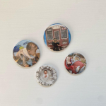 ..前に"みんなのバッジ"アプリを使ってマグネットをつくったんだけどすごく気に入ったので追加で注文しました✌︎リビングのホワイトボードにつけて遊んでいるよ⸌⍤⃝⸍まーくんがなんで&hellip;のInstagram画像