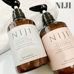 NIJI RHYTHMIC ⁡『ナノファイバージェル』配合うねり&bull;ハリ&bull;ツヤ&bull;コシの悩みのある方におすすめ！⁡泡立ちも良くて指通りもサラサラ。カラーの持ちも良くしてくれる効果ありだよ。⁡&hellip;のInstagram画像