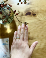プロ仕様 手荒れ保護フィルムフィットバンNハードな水仕事の理美容師さん、飲食業の方々が愛用しているという絆創膏✨🩹こどもを出産してからというもの、この季節は手荒れがひどく&hellip;常に洗い物をして&hellip;のInstagram画像