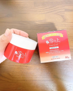 キャプション12月に入って肌の乾燥が急激に進んでる気がする乾燥が進むと小じわも気になってきて「きゃ～😱」ってなっちゃうそんな時に味方になってくれるアイテムが／薬用美白オールインワン&hellip;のInstagram画像