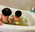 #PRBrothers who love bathing🛀✨✨Very excited about rainbow bath salts🌈⭐️He asks you to do this eve&hellip;のInstagram画像