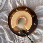 いつかのおやつ記録。こんな時間にスイーツ投稿🤤u0040sweetsfactory.nevers さんのホワイトバウム。しっとり食感で美味しい。カットして置いといたら息子ズが全部食&hellip;のInstagram画像