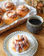 自称シナモン嫌い女。シナモンロールを焼きました。うんまっっ！！！！！もうシナモン好きなんじゃない？って思うけどどうしても認められない🤣たぶん匂いがダメなんだと思う。クサイ。でも食べたら&hellip;のInstagram画像