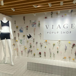 うちの母と親子揃って愛用中VIAGEのナイトブラ💕販売実績500万枚突破記念⭐️3日間限定新宿ルミネエスト POPUP SHOPに行ってきたよ♫実は私。。。夜だけじゃなく昼間もVIAGE&hellip;のInstagram画像