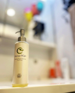 ご提供頂いた、オーガニックな完全無添加メイク落とし「モリンガブライトクレンジング150ml」使ってみました。なんと!!メイク落とし、洗顔、毛穴の汚れた皮脂＆古い角質オフ、乾燥から肌を守る、を全て&hellip;のInstagram画像