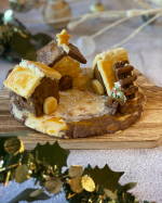 手作りキットを作ってクリスマスにぴったりのおかしのまちをつくりました🍭💕不器用なのでこういったキットは助かります😍子供も一緒に作って大喜びでした💕食べるの勿体無いのでクリスマスまで飾っておきま&hellip;のInstagram画像