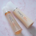 何度もリピートしている、ファンケル「エンリッチプラス」化粧液&乳液🍀空気が乾燥してシワが目立ちやすい今の季節の悩みを解決してくれる、シワ改善の無添加スキンケア❗️化粧液はとろみがあり肌馴染みが&hellip;のInstagram画像