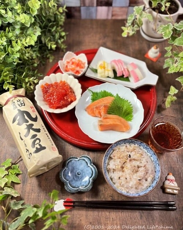 口コミ投稿：𖤣𖥧𖥣𖡡𖥧𖤣そろそろお節にも飽きてきました。とはいっても残っているのは紅白なますと蒲…