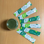 私の腸活に欠かせない青汁！&nbsp;こちらの&nbsp;乳酸菌が入った青汁プレミアム&nbsp;・・・プレミアム🤩！！&nbsp;大麦若葉がベースとなっているので&nbsp;どんな感じなのかおおよそ想像つきま&hellip;のInstagram画像