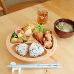 見て頂きありがとうございます🌟haru(u0040paaan528 )です❕　　　　今日から幼稚園も始まりいつもの毎日がスタートしたのでおうちCO-OPの冷凍食品で時短してみました🧑&zwj;🍳🌟&hellip;のInstagram画像
