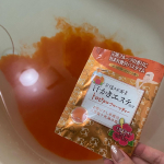 𓍯&lrm; ローソン限定品のバスソルト𓂃𓈒𓏸 汗かきエステ気分 リフレッシュビタミン＆トロピカルフルーツティーの香り🍋🍊鮮やかで色が綺麗なバスソルト✨海外みたいな香りもとっても良かったです&hellip;のInstagram画像