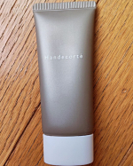 ✨冬は乾燥したり手荒れが酷く、余計にシワが増えて老けて見えちゃう😓✨#PR #キユーピーウエルネス #エイジングケア #ハンデコルテ#PR #キユーピーウエルネス #エイジングケア #ハンデコル&hellip;のInstagram画像