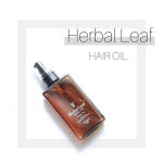 ハーバルリーフオーガニックヘアオイル使ってみました🌼ビタミンC誘導体によるキューティクル補修に着目したヘアオイル。シンプルなボトルでポンプも使いやすい。ボトルはオイルが上がって染みてきやすい&hellip;のInstagram画像