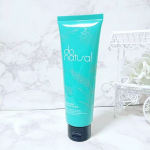 ドゥーオーガニックの姉妹ブランド、ドゥーナチュラルの洗顔をお試し中✨ 100u0025天然精油でとってもイイ香り♪ ラベンダー、ローズマリー、ゼラニウムからなるリラックスハーバルブーケの香り。 &hellip;のInstagram画像