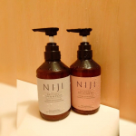ナノファイバージェル配合✨NIJI RHYTHMIC シャンプー&トリートメントナノファイバージェルジェル配合でうるつや髪へ導いてくれるヘアケアアイテム✨☆傷んだキューティクルCMCをナ&hellip;のInstagram画像