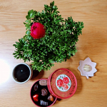 🌹自分へのご褒美チョコレート🌹もうすぐバレンタインデーですね！メリーチョコレートの『Roseine』は特に女子に喜ばれそうなチョコレートですね♡まるい箱が🌹やゴールドの彩色が華やかで、私の&hellip;のInstagram画像