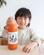 .以前から気になってた奇跡の人参ジュースをお試しさせてもらいました🥕✨⁡⁡ジュースに使用されている人参は化学合成農薬・化学肥料を⼀切使⽤せずじっくり育てられたもので栄養たっぷり！⁡&hellip;のInstagram画像