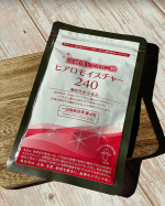 ＼ 飲むヒアルロン酸 ／ヒアロモイスチャー240&nbsp;私の冬の肌悩み。それは乾燥🥲🥲🥲家を新築してから、木造の家だからか冬の乾燥がひどすぎて💦朝起きるともう顔がつっぱる💦しかも、年齢を重ねる&hellip;のInstagram画像